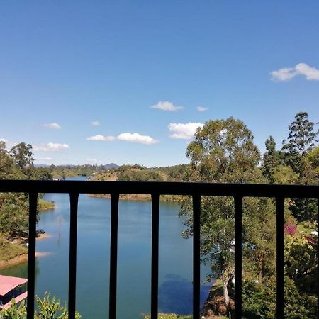 ホテル El Nuevo Mirador Guatapé エクステリア 写真